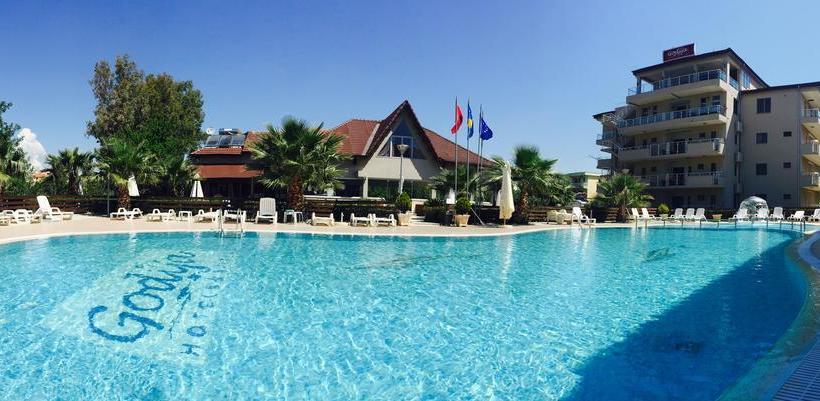 Godija Hotel & Suites