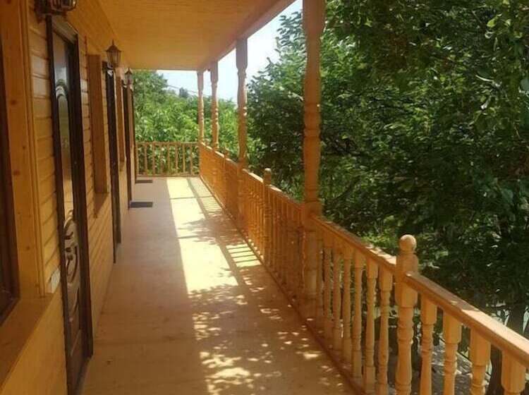 فندق Amiran`s Lake