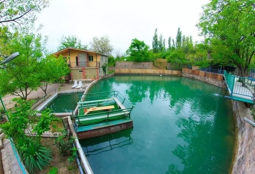 ホテル Amiran`s Lake