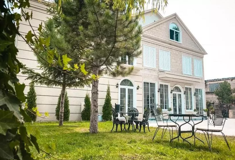 Hotel Devi