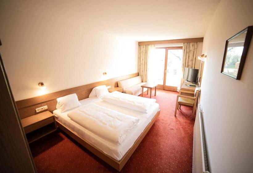 호텔 Finkensteiner Hof