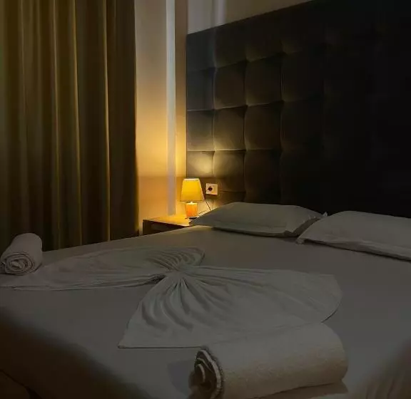 Hotel Freskia