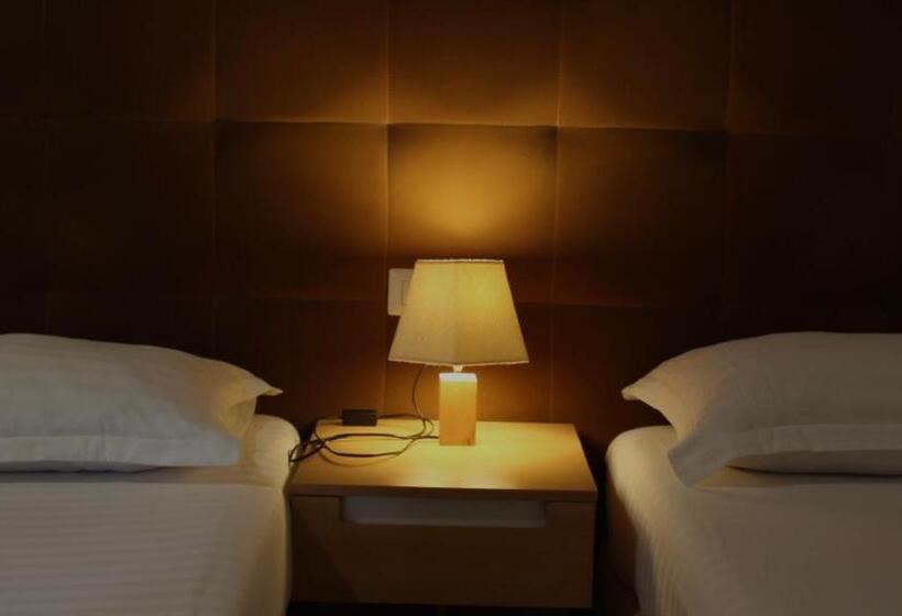 בית מלון כפרי Freskia