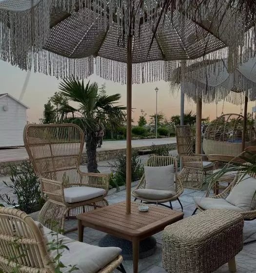Hotel Freskia