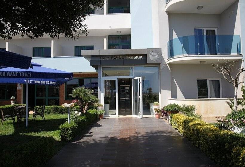 בית מלון כפרי Freskia