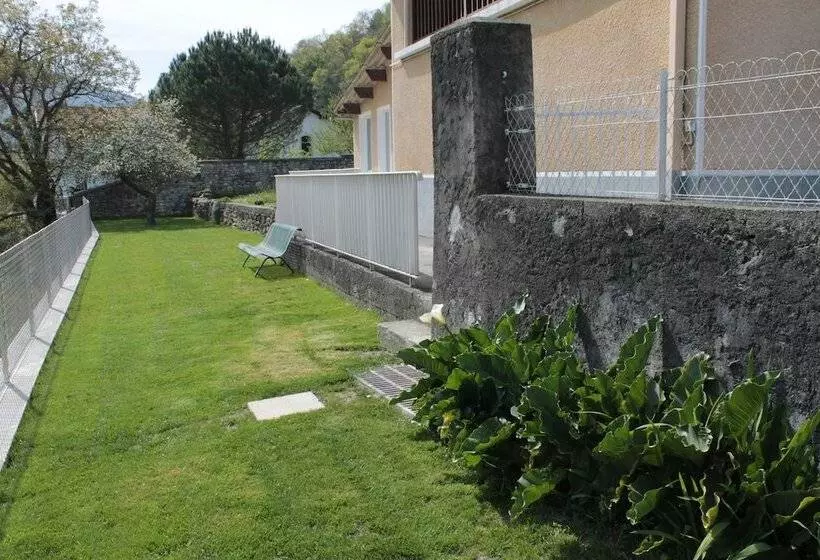ホテル Hôtel Ladagnous