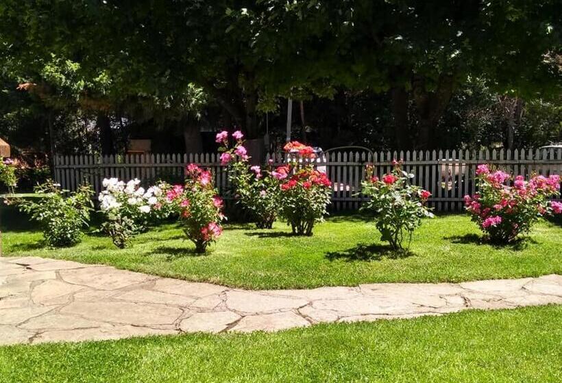 فندق Posada De La Flor