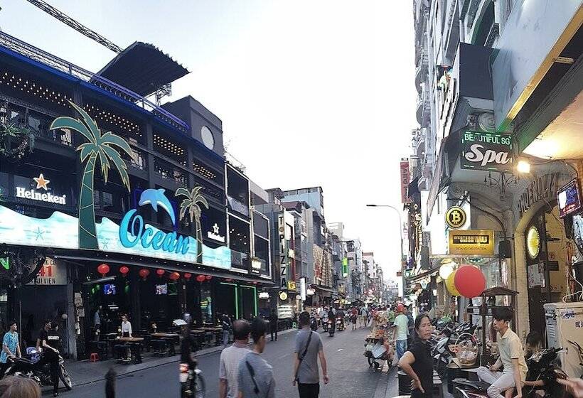 هتل The Phoenix 74