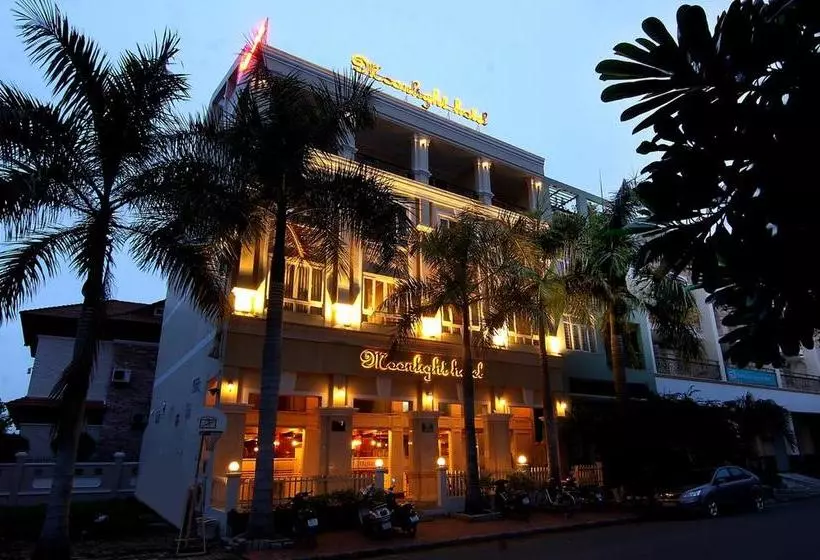 هتل Moonlight Saigon Phu My Hung