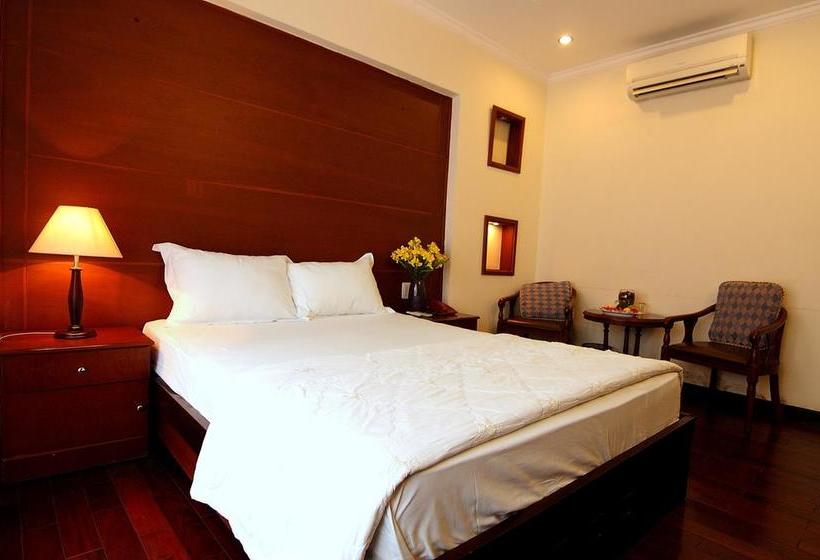 هتل Moonlight Saigon  Phu My Hung