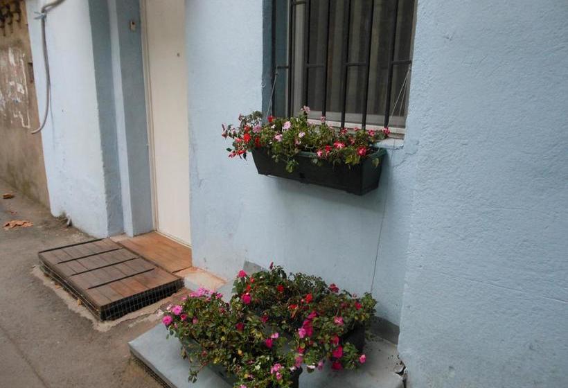 هاستل Guesthouse Rest