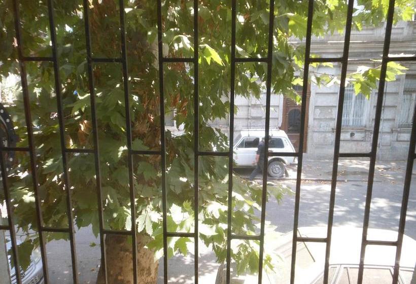 هاستل Guesthouse Rest