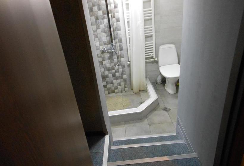 هاستل Guesthouse Rest