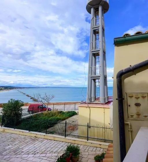 تختخواب و صبحانه La Casa Di Anna Al Faro