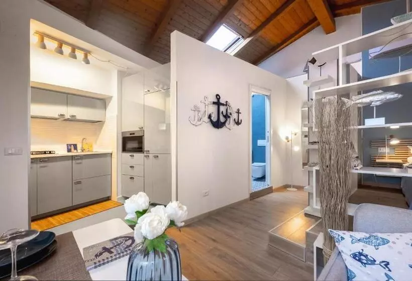 تختخواب و صبحانه La Casa Di Anna Al Faro