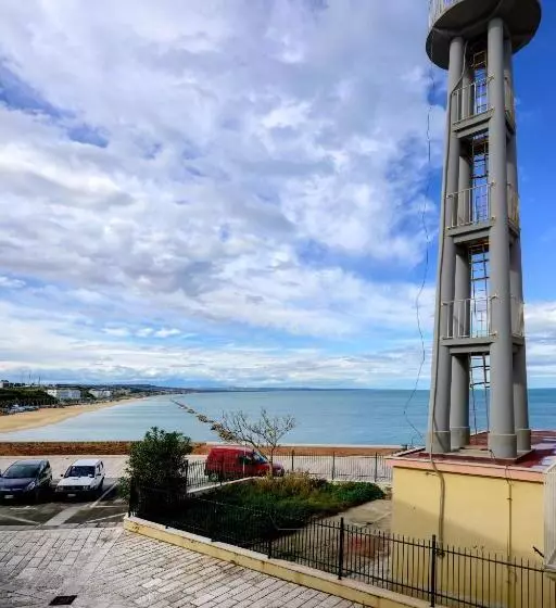تختخواب و صبحانه La Casa Di Anna Al Faro