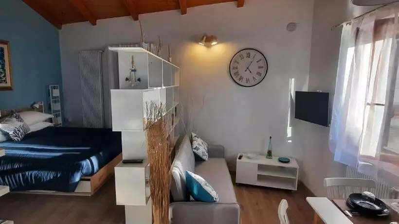 تختخواب و صبحانه La Casa Di Anna Al Faro