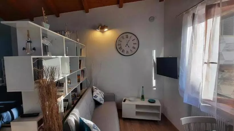 تختخواب و صبحانه La Casa Di Anna Al Faro