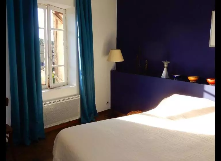 Aamiaismajoitus (B&B) Le Dinanga