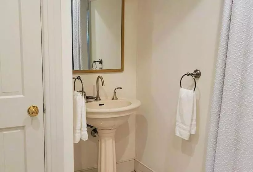 Aamiaismajoitus (B&B) Pinetown Bridge Bnb Llc