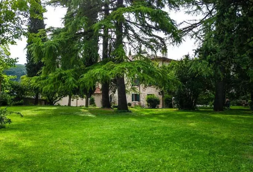 ベッドアンドブレックファースト Villa Carrara Salvadori