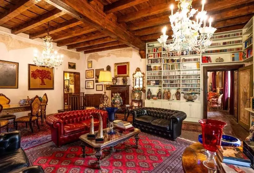ベッドアンドブレックファースト Villa Carrara Salvadori