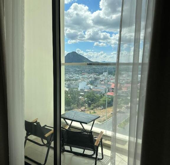 هتل Apec Mandala Hadofinn