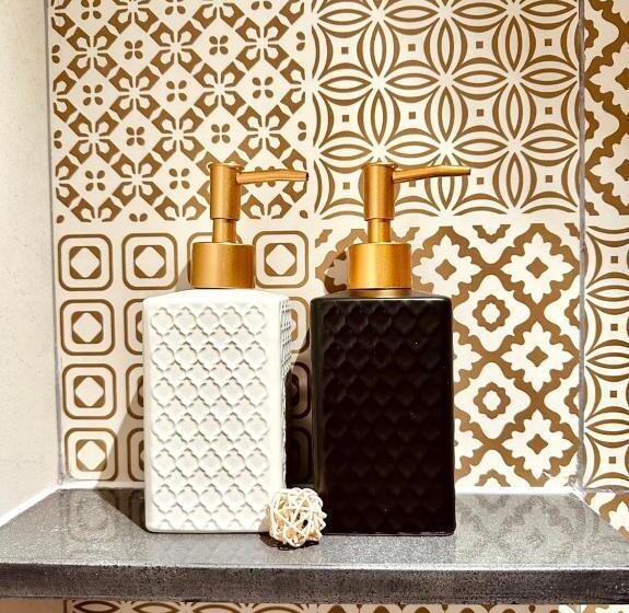 هتل Apec Mandala Hadofinn