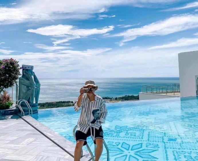 هتل Apec Mandala Hadofinn