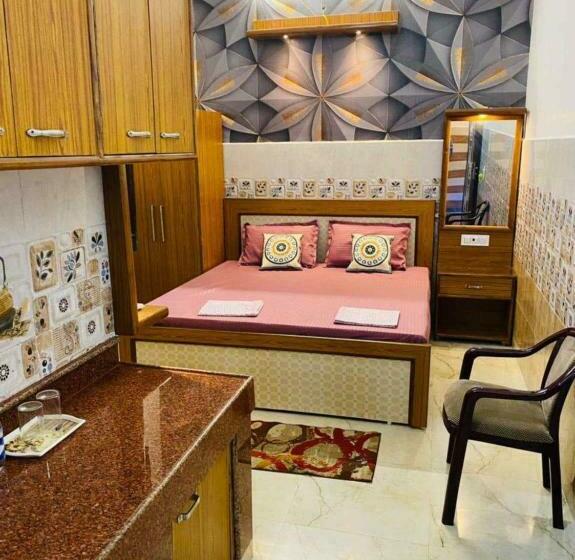 酒店 Spot On Om Fort Inn