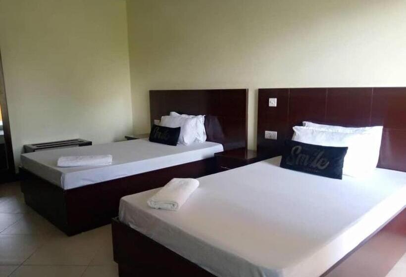 Отель Snow View Rau Apartments