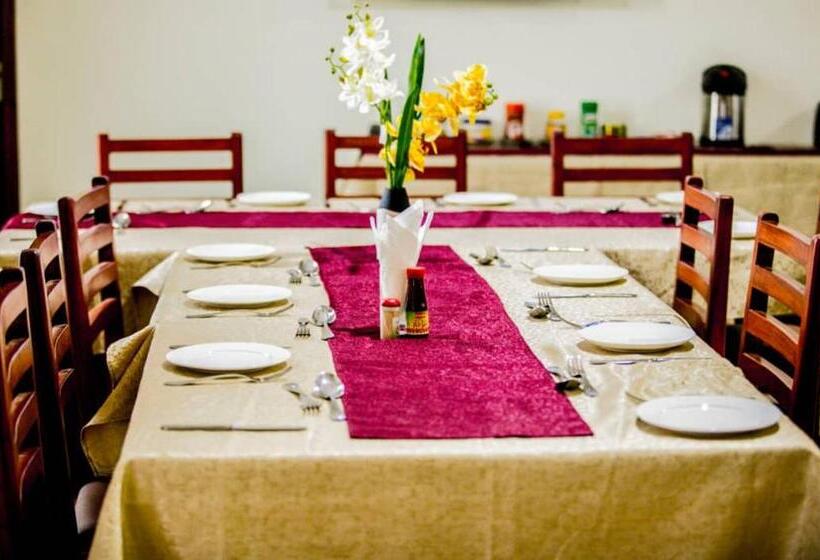 Отель Snow View Rau Apartments