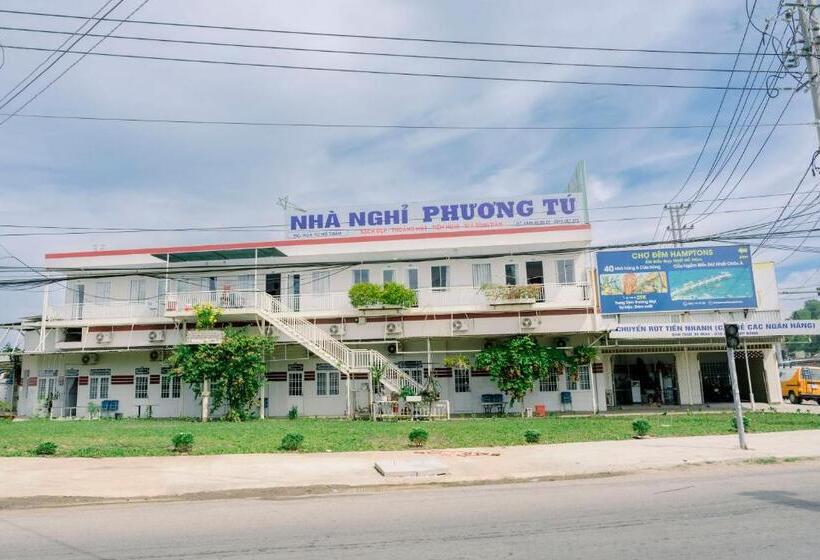 مُتل Phương Tú Hostel