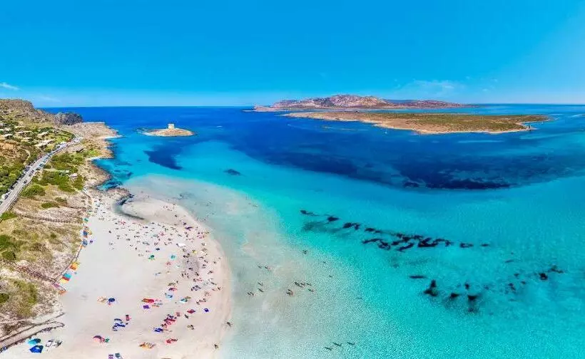 Villas With Air Conditioning And Private Outdoor Area Just A Few Minutes From La Pelosa