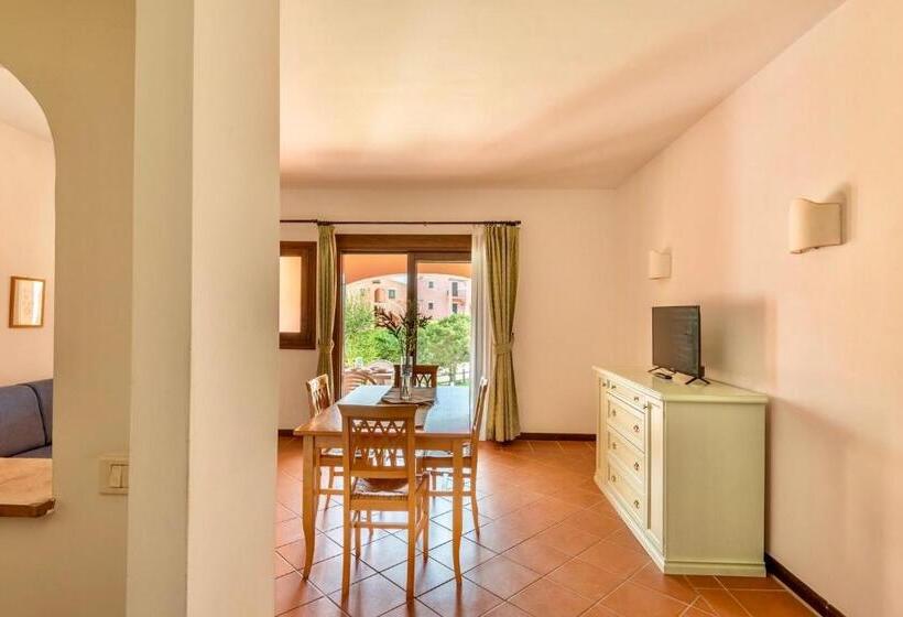 Villas With Air Conditioning And Private Outdoor Area Just A Few Minutes From La Pelosa