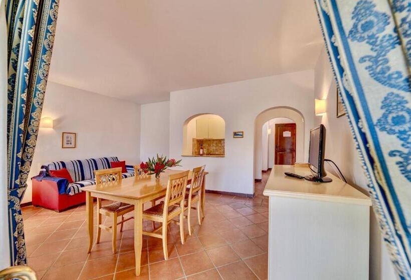 Villas With Air Conditioning And Private Outdoor Area Just A Few Minutes From La Pelosa