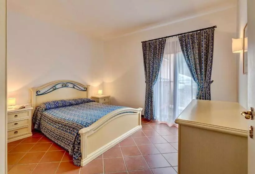 Villas With Air Conditioning And Private Outdoor Area Just A Few Minutes From La Pelosa