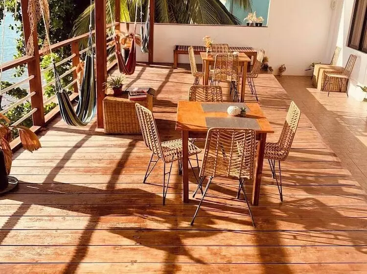 ユースホステル La Sirenne El Nido