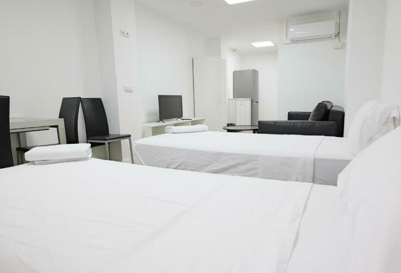 فندق صغير Optimus Comfort Sl