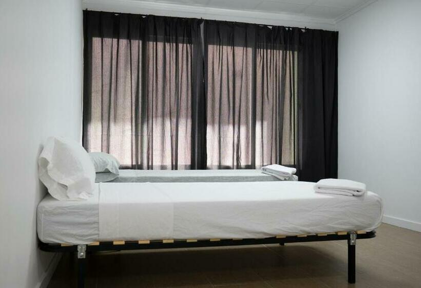 فندق صغير Optimus Comfort Sl