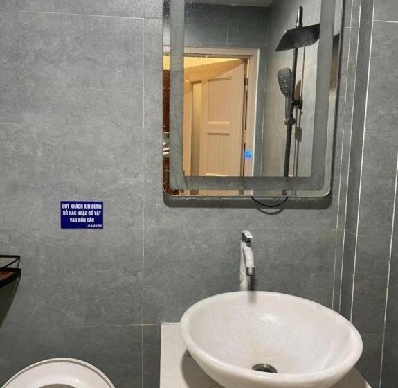 Phụng Kim Thảo Hotel Long An