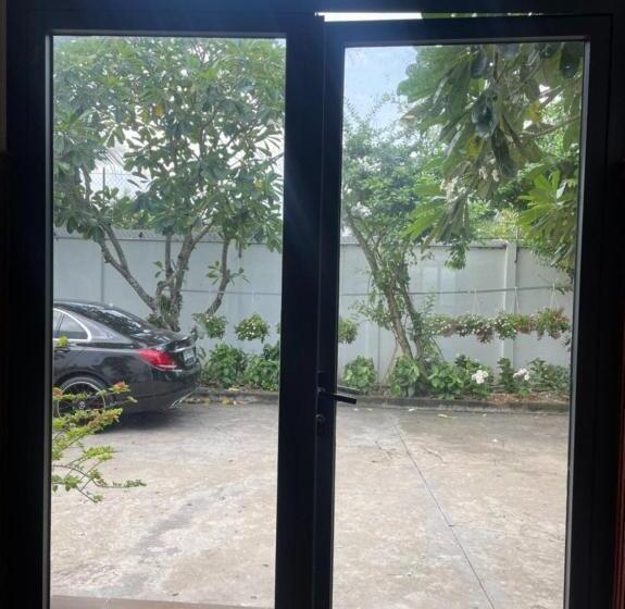 Phụng Kim Thảo Hotel Long An