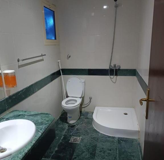 فندق ودام 4 العزيزية