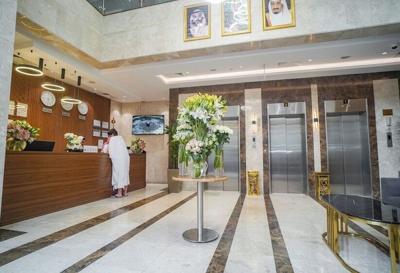 فندق Worth Elite