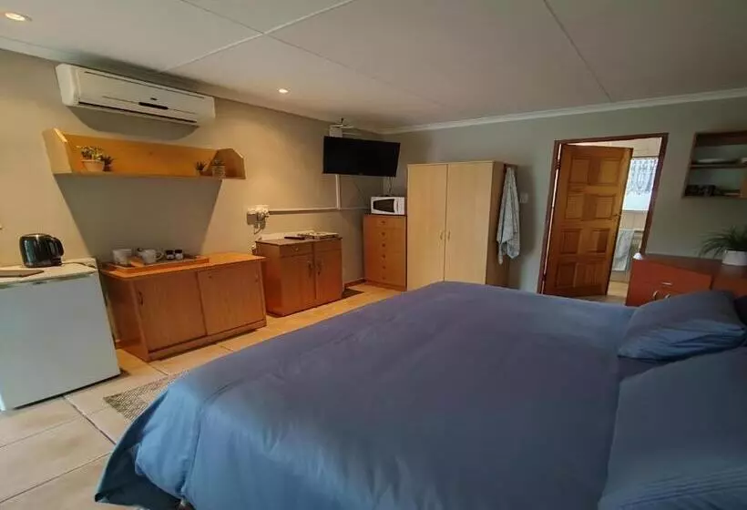 Majatalo 12 On Churchill