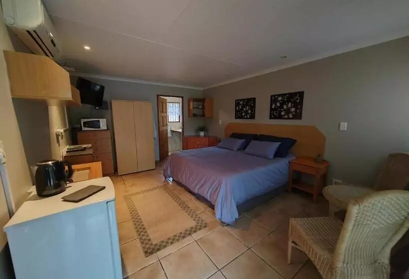 Majatalo 12 On Churchill