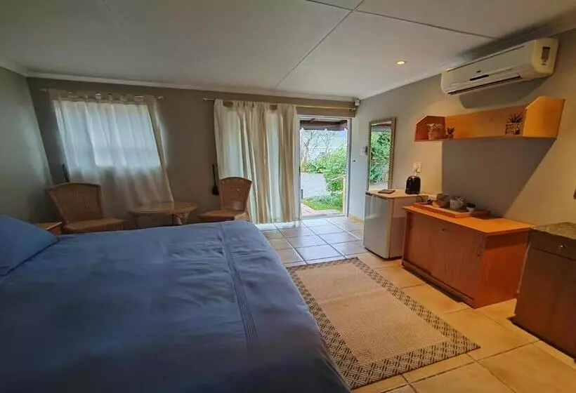 Majatalo 12 On Churchill