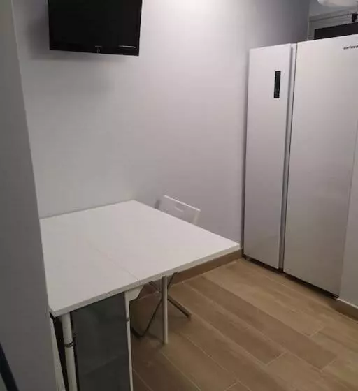 Majatalo Hostal Mari, Alquiler Habitación Privada En Hostal, 6 Habitaciones Cerca De La Universidad Y Aeropue