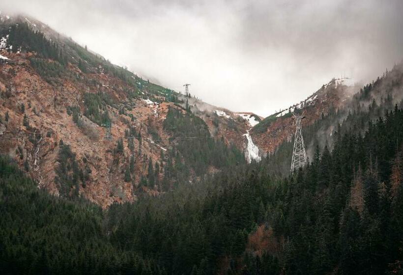 تختخواب و صبحانه Bâlea Cascadă