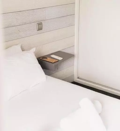 ホテル L Auberge Du Diu Biban